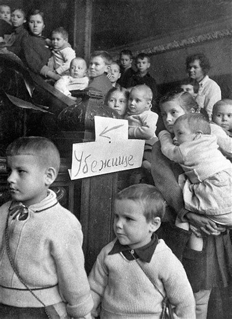 12 цитат из «Записок блокадного человека» • Arzamas
