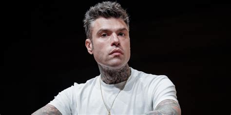 Fedez Rozzano Binomio Perfetto Per L Immagine Di Bad Boy Ma In Quel