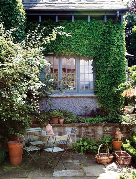 Ivy Covered Wall 40 Of House And Homes Best Outdoor Design Ideas