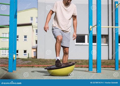 professional athlete improves  balance   special balancing aid
