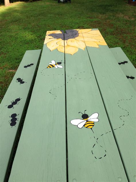 20+ Cute Painted Picnic Tables – The Urban Decor