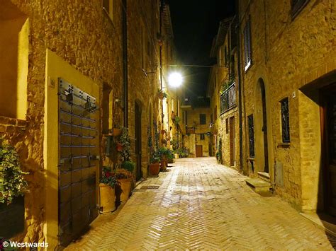 Pienza in Tuscany – a Renaissance model town - by Westwards