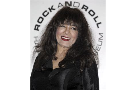 Ronnie Spector fundadora del mítico grupo de The Ronettes muere de