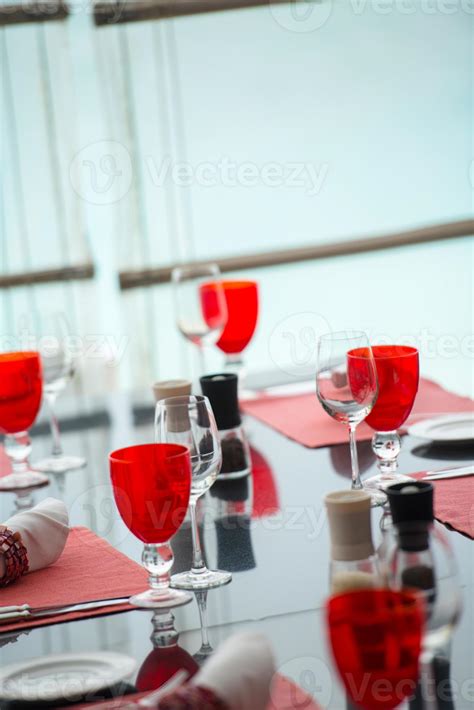 table setting at restaurant 10754916 Stock Photo at Vecteezy