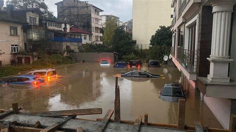 Yine Karadeniz yine yağmur yine kabus 5 dakikalık yağış koca şehri