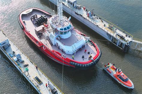 World S First Voith Powered Lng Dual Fuel Tractor Tug Launched In