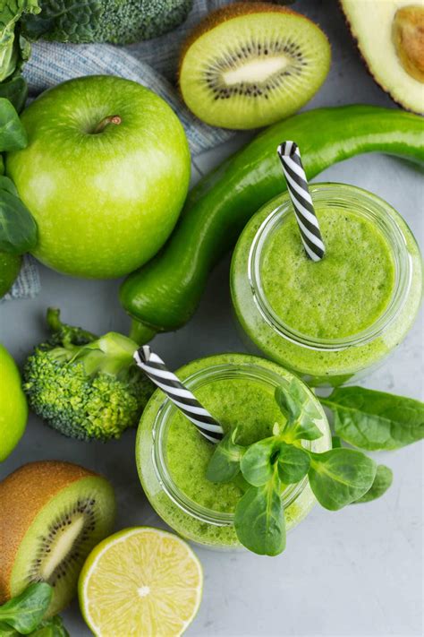 15+ Best Green Fruits - Delightful Mom Food