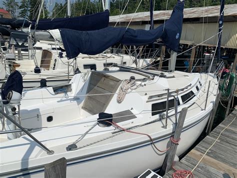 1987 Catalina 30 Sailboat - Fay's Boat Yard