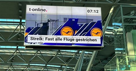 D Sseldorf Und K Ln Bonn Vereinzelte Flugausf Lle Wegen Warnstreik