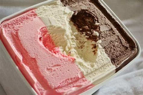 Strawberry Choco And Vanilla Love Ice Cream Neapolitan Ice Cream Food