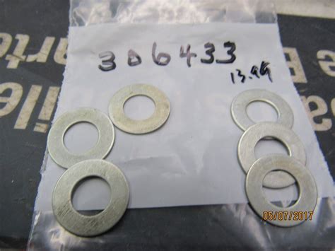 6 NEW OEM OMC JOHNSON EVINRUDE WASHERS 306433 EBay