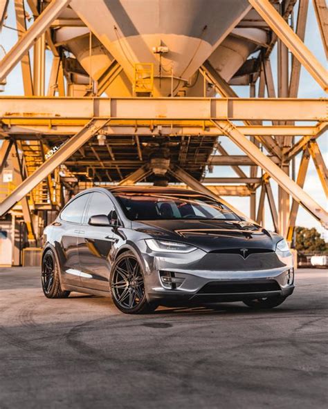 Dezent Tesla Model X Auf 22 Zoll Adv08 Flowspec Alus