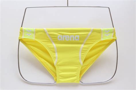 arena Bikini Swim Brief 男裝 褲半截裙 沙灘褲 Carousell