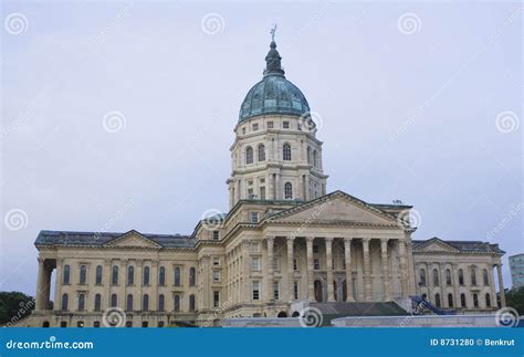 Topeka, Kansas - State Capitol Stock Photo - Image of courthouse, built: 8731280