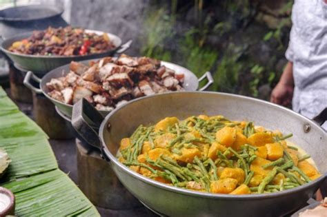 What To Eat In The Philippines Street Food You Must Try Savored Journeys