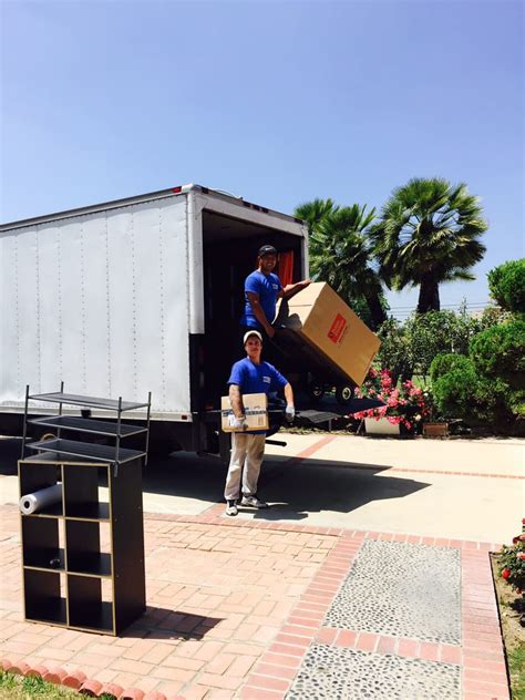 Movers West Hollywood - 17 Photos - Movers - 1321 N Poinsettia Pl ...