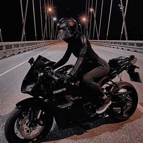 Motorbike Girl Motorbike Girl Biker Photoshoot Motorcycle Aesthetic