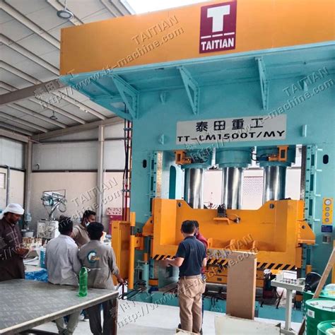 1500t SMC Molding Hydraulic Press For Water Tank SMC Press And SMC