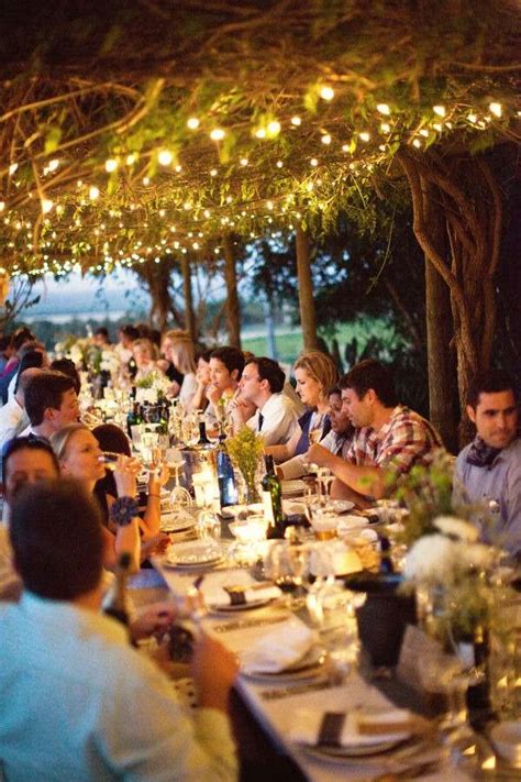 Awesome outdoor entertaining lighting ideas and festive garden décor