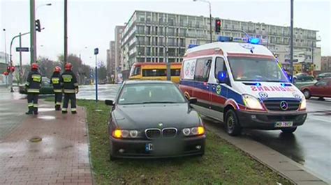 Najechanie Na Pl Grunwaldzkim Utrudnienia W Ruchu Tvn Warszawa