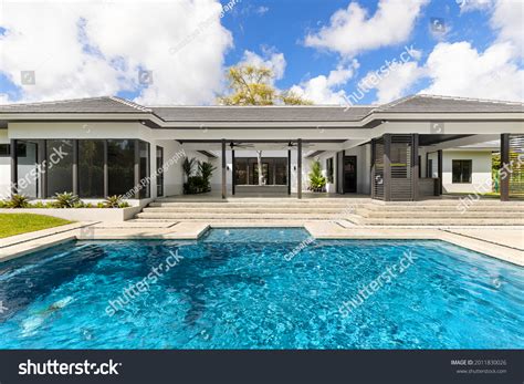 9,111 Pool mansion Images, Stock Photos & Vectors | Shutterstock