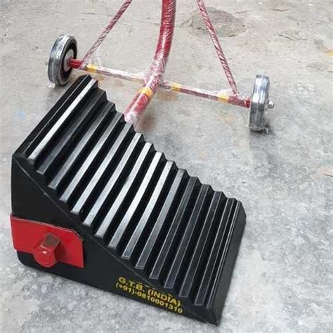 Heavy Duty Wheel chocks with wheels Manufacturer, Supplier, Exporter in ...