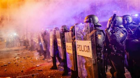 La Audiencia De Barcelona Envía A Juicio A 46 Policías Nacionales Por Las Cargas Del 1 O