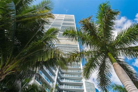 Im Stadtzentrum Gelegenes Miami Stockfoto Bild Von Biscayne Recht