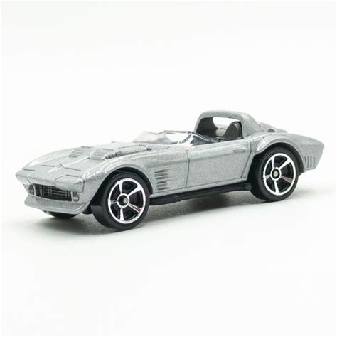 Машинка Hot Wheels Corvette Grand Sport Roadster Gray Коллекционная купить с доставкой по