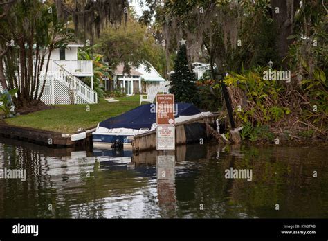 Winter Park Scenic Boat Tour, Winter Park, Florida Stock Photo - Alamy