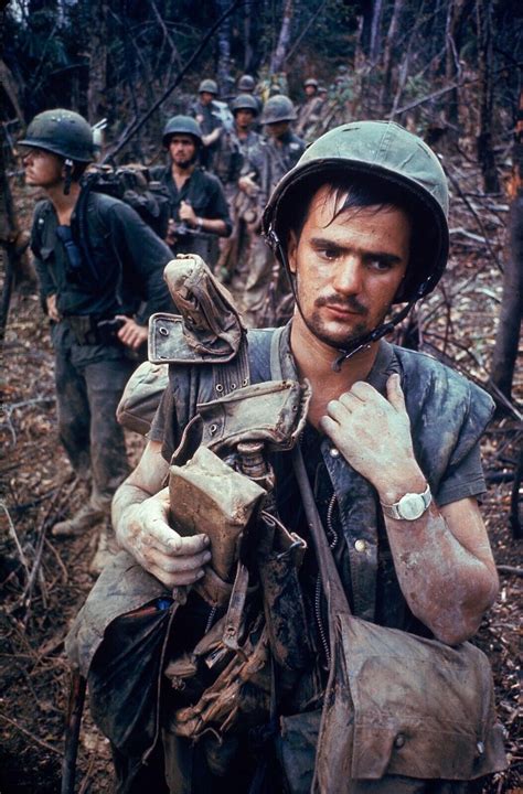 vietnam war photo  soldiers  patrol vietnam color photo