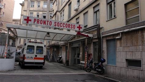 Sos Pronto Soccorso Boom Di Richieste Ma Mancano 300 Medici La