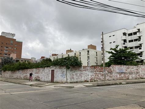 Venta De Lote O Casalote En Altos De Riomar Barranquilla M