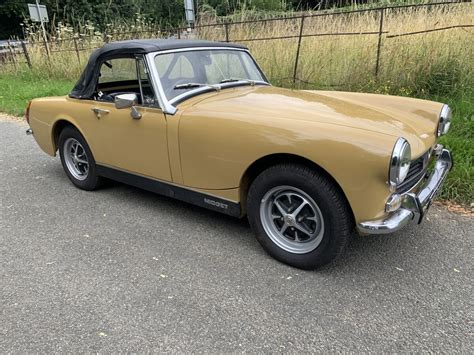 Mg Midget Mkiii Cc In Harvest Gold Mike Authers Classics