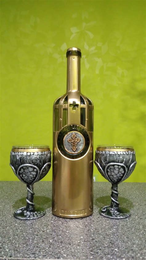 Pin by Наталья Украина on бутылки | Bottle, Vodka bottle, Vodka