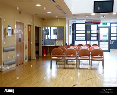 Doctor Waiting Room Empty Stock Photos & Doctor Waiting Room Empty