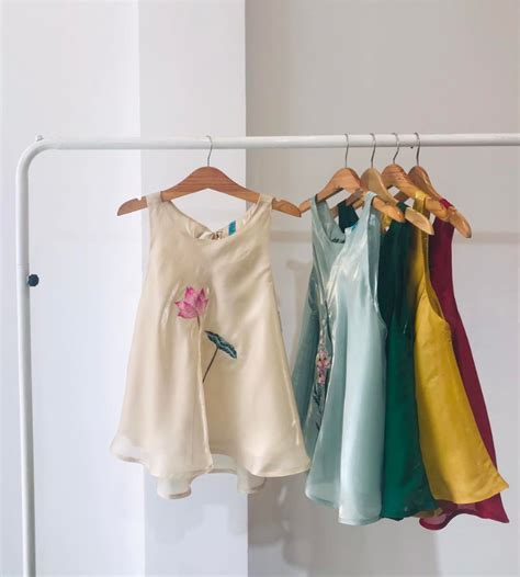 Áo Tú Xuân Vải Organza Nude The Kat Cửa hàng thời trang cao cấp