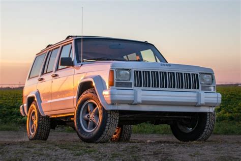 No Reserve 1996 Jeep Cherokee Classic For Sale On Bat Auctions Sold