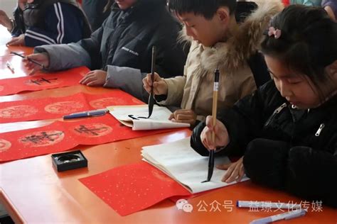 书法进校园，文化进万家——中小学生写春联送春联活动走进霸州市益津书院 中国书画收藏家协会