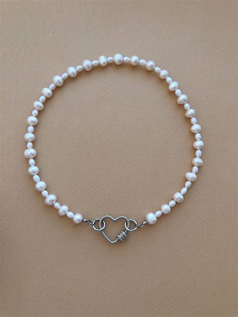 НОВИНКИ > Бусы из зеленой яшма с жемчугом купить в интернет-магазине