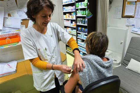 La grippe arrive en Auvergne vaccin gestes préventifs Ce qu il