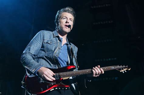 Rascal Flatts' Joe Don Rooney Celebrates 28 Months Sober