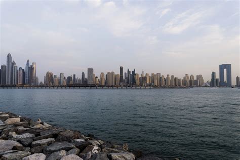 dubai unlocked bagaimana uang kotor berlabuh  properti dubai