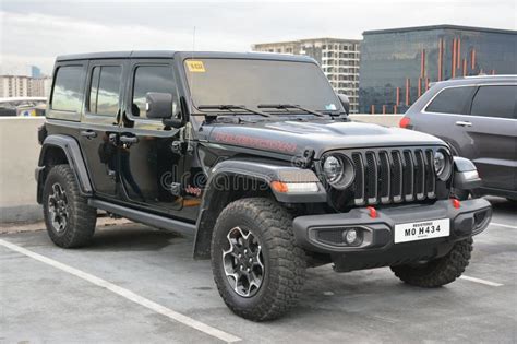 Jeep Wrangler Rubicon at All Rise Car Show in Paranaque, Philippines ...