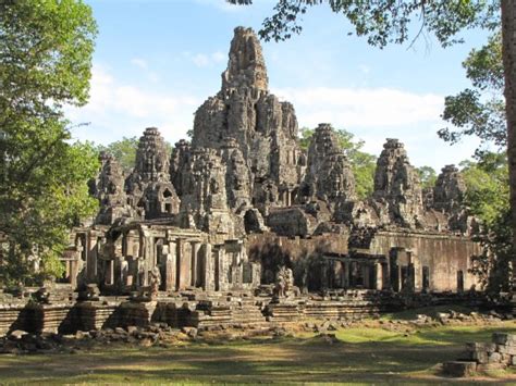 Bayon Temple - IntoCambodia.org