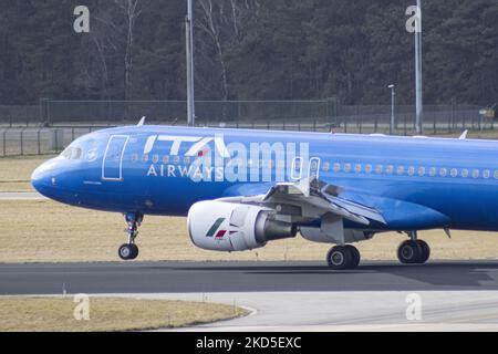 Nouvelle Compagnie A Rienne Ati Airways Airbus A Comme Vu Avec La