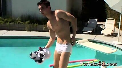 Gay Twink Glory Hole Blow Jobs Zack Mike Jackin By The Pool