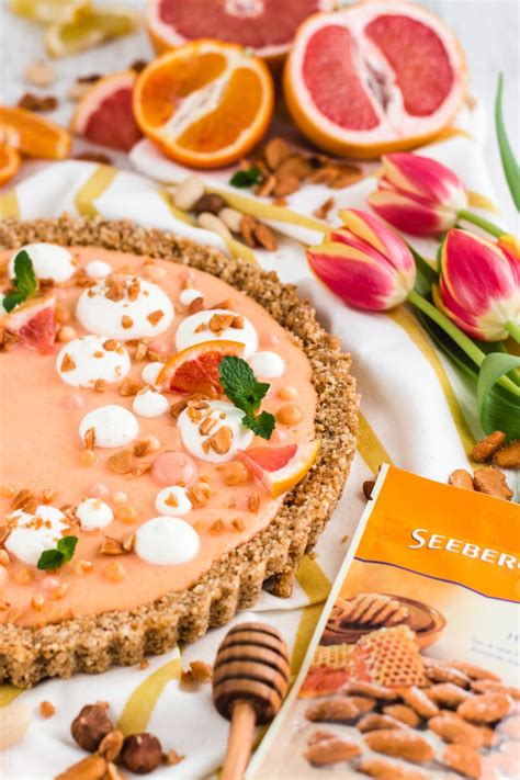 Knusprige Honig Nuss Tarte Mit Zitrus Curd Und Honig Mousse Oromasy