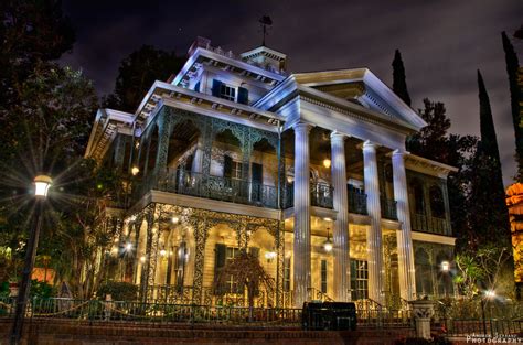 The Haunted Mansion Wallpaper - WallpaperSafari