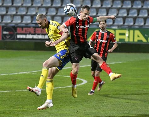 Slovnaft Cup Trnava Do Semifin Le Po V Azstve V Michalovciach